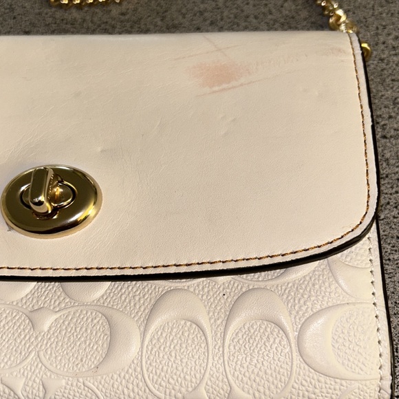 Coach pouch with chain strap - Picture 2 of 12